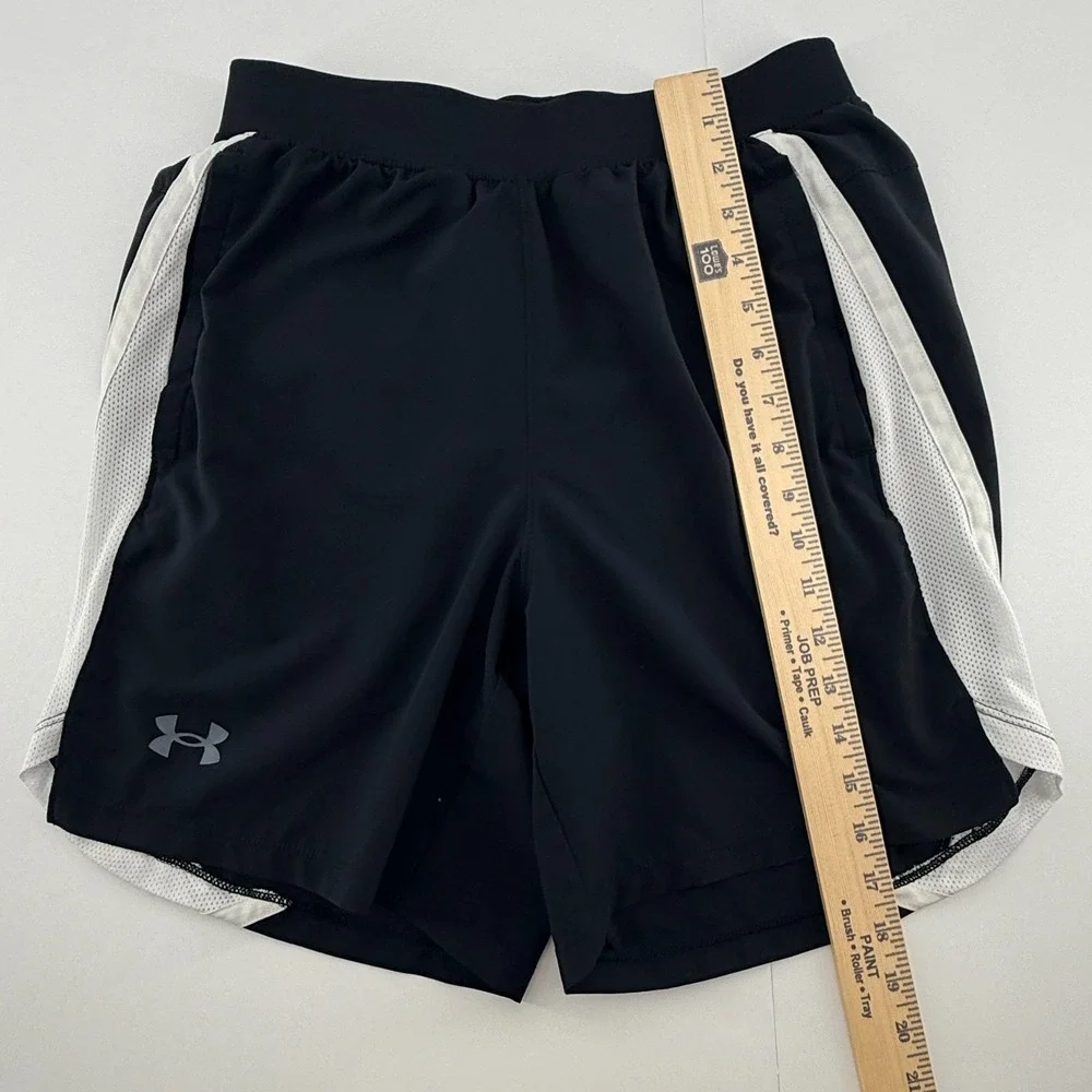 Under Armour Womens Medium Black‎ Running Shorts Athletic Mesh Side